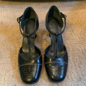 Gianni Bini womens shoes